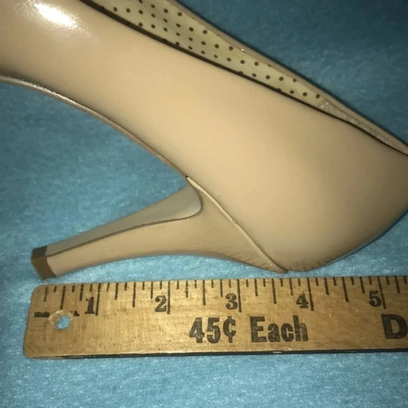 MADDEN GIRL “Getta” Nude vegan patten leather square closed toed heels SZ 7 - Picture 9 of 11
